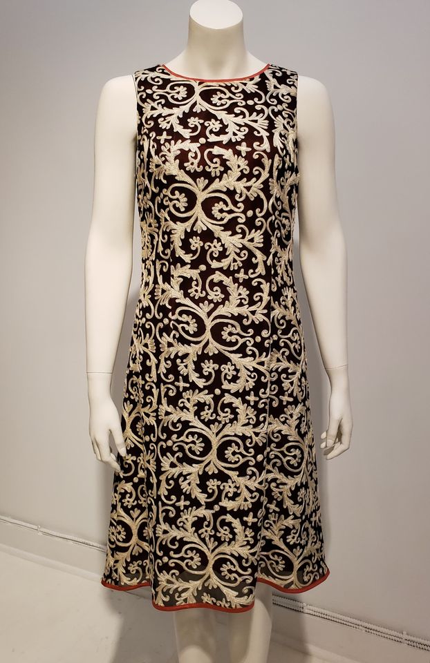 robe crêpe de soie noir broderies vanilles - ENVERS par Yves Jean Lacasse