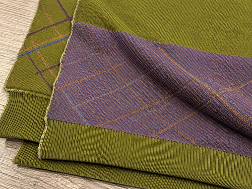 Syracus scarf by Anne de Shalla