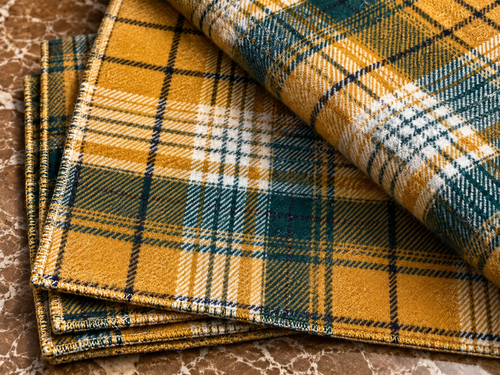 Syracus scarf by Anne de Shalla