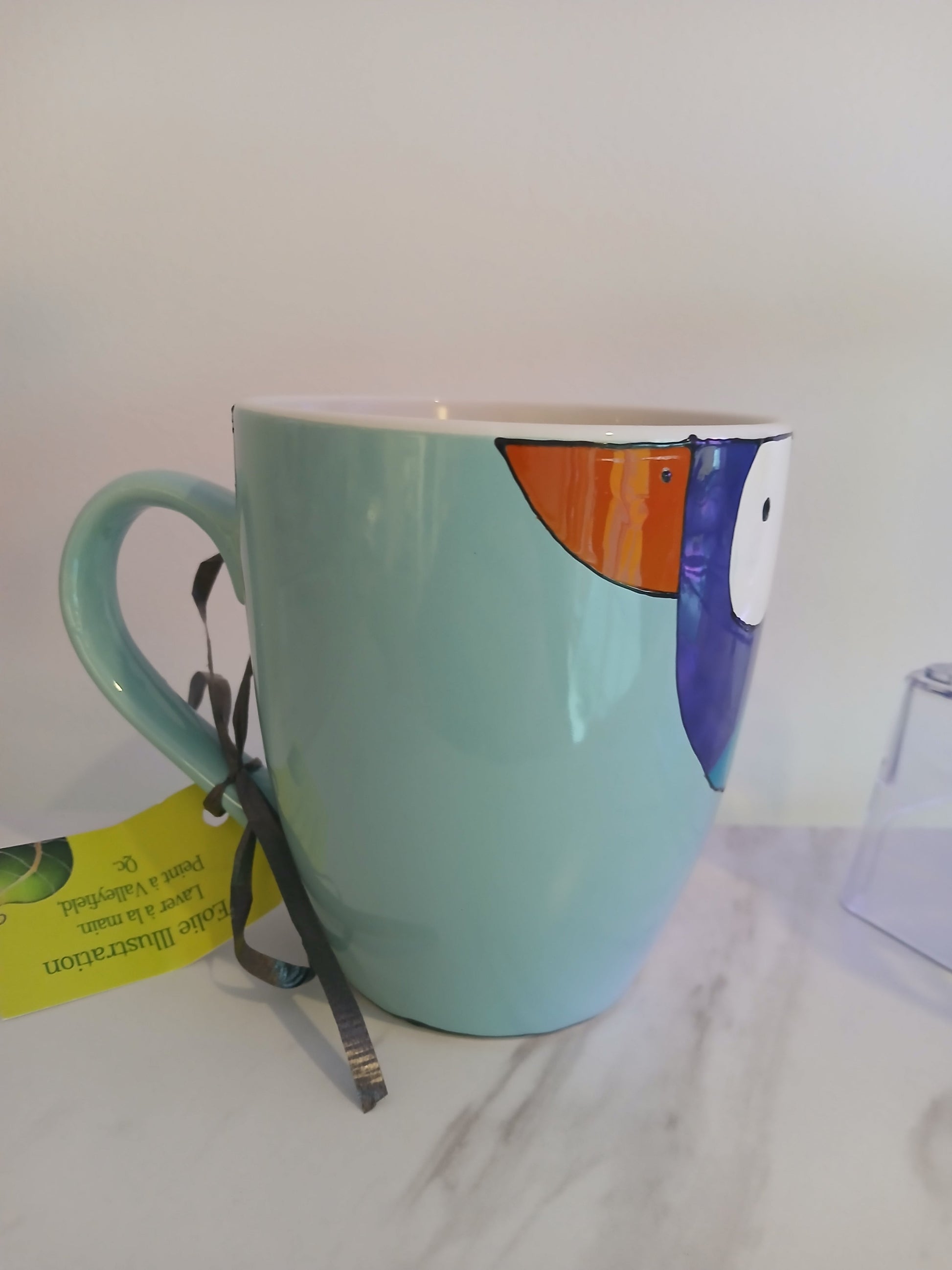 Grosse tasse peinte à la main