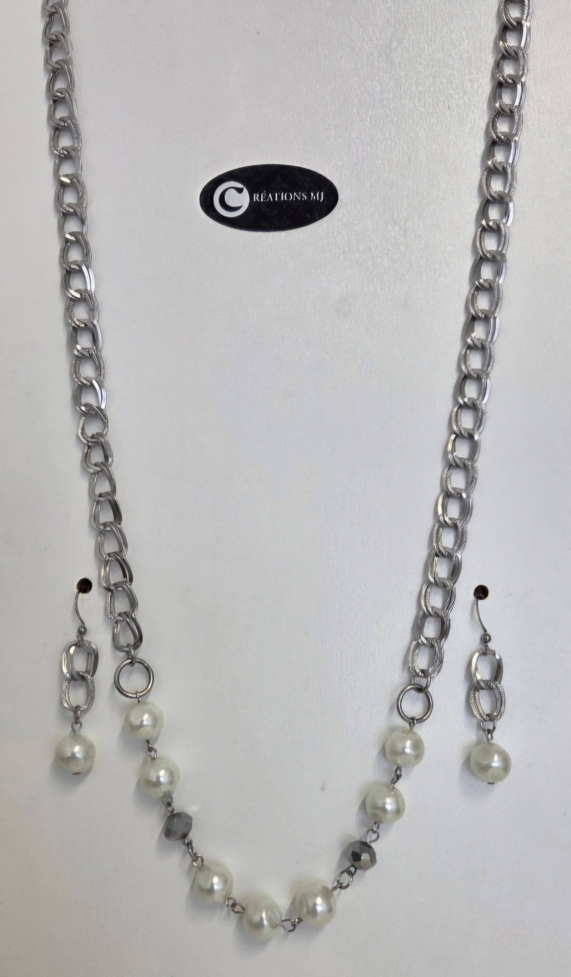 Collier long et b-d'oreilles par Créations MJ