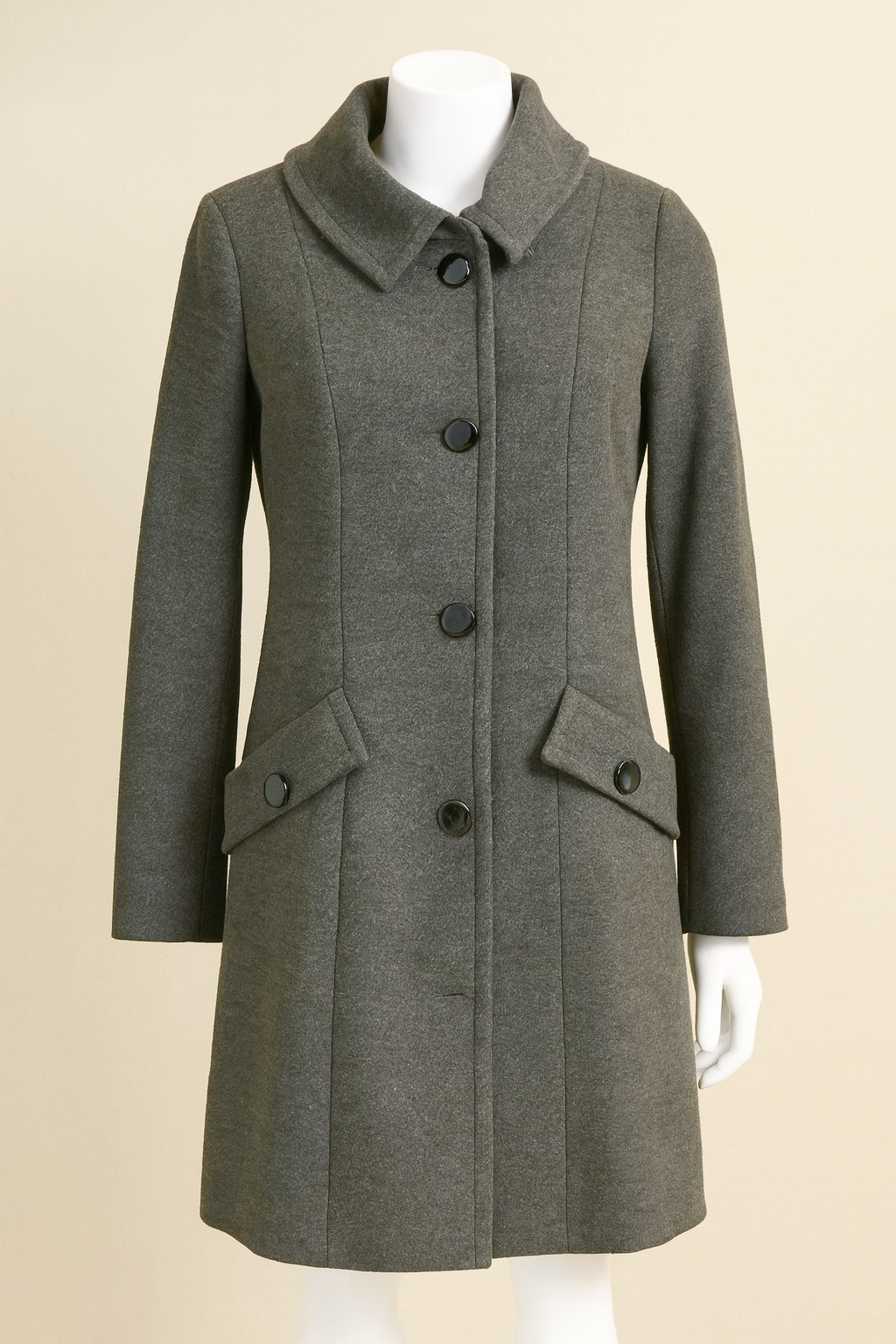 Manteau long par Luc Fontaine