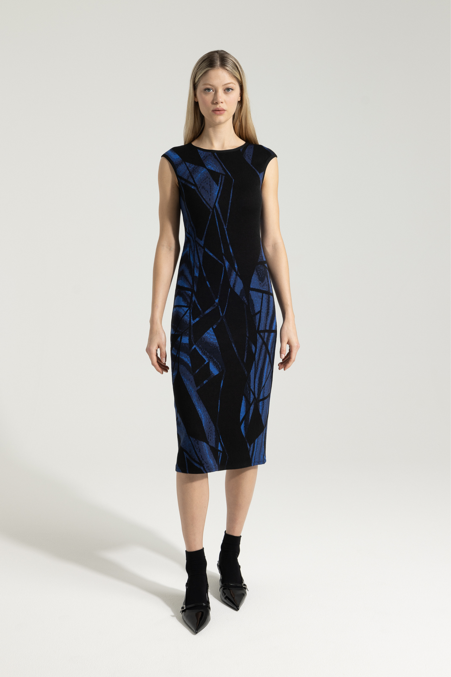 PIA - Bleu Royale par Nadya Toto