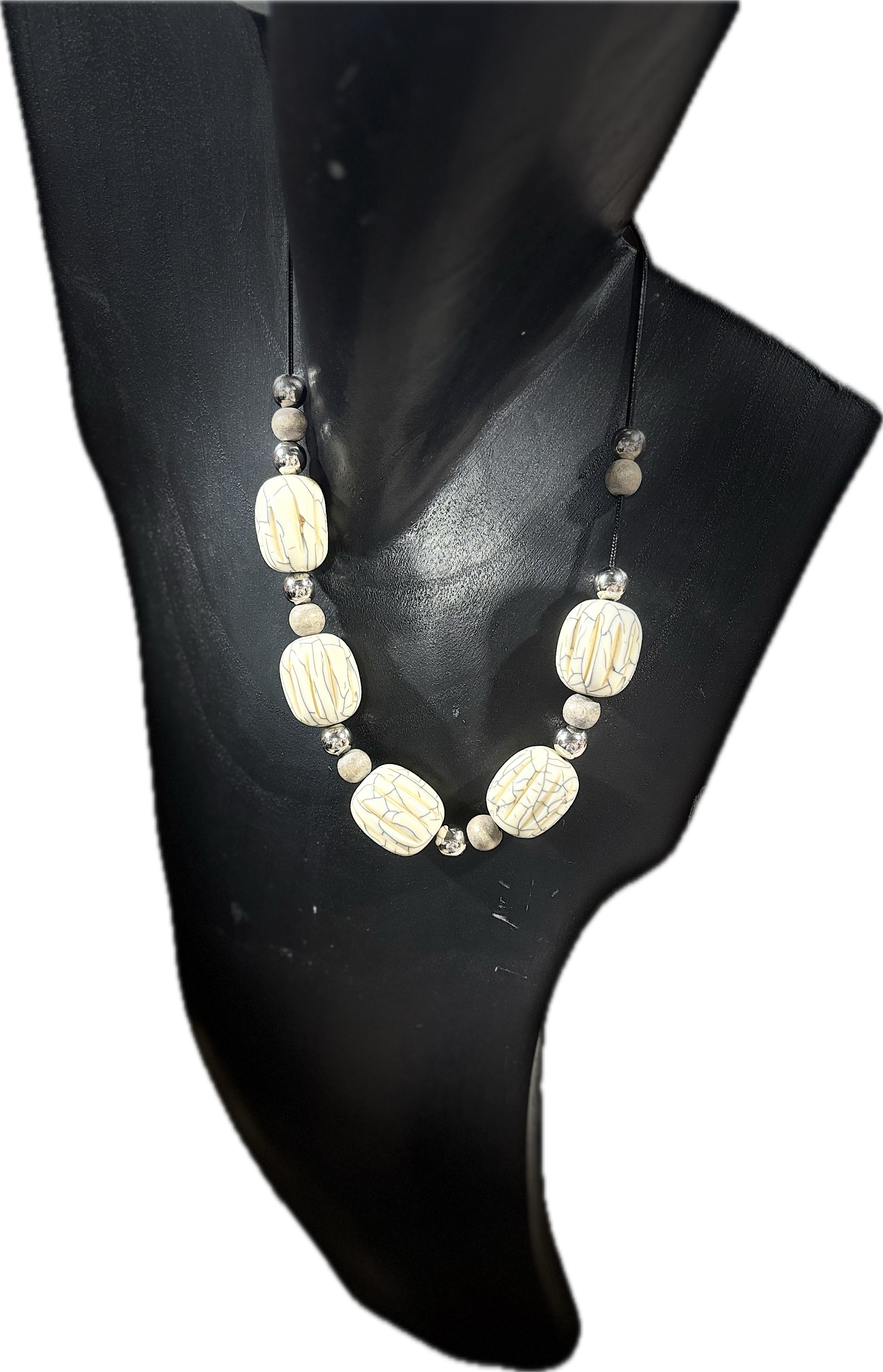 Collier par Drasseli Collection