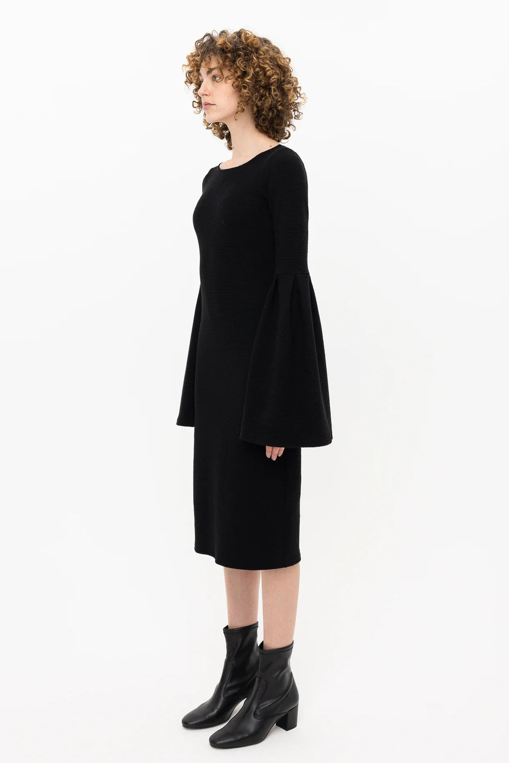 Robe DINA par Nadya Toto