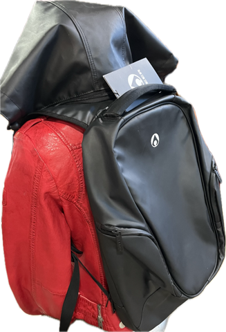 Sac à dos avec capuchon amovible