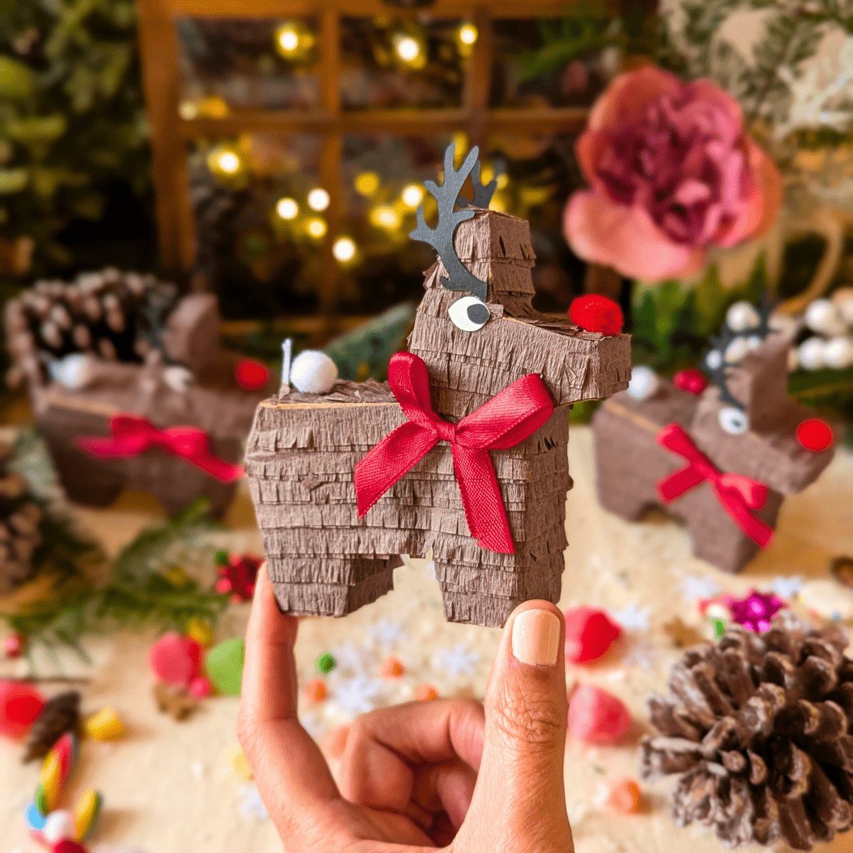 Boîtes à friandises mini piñata renne - Lot de 3 par Lula Flora - La Braderie de Mode Québécoise en Ligne