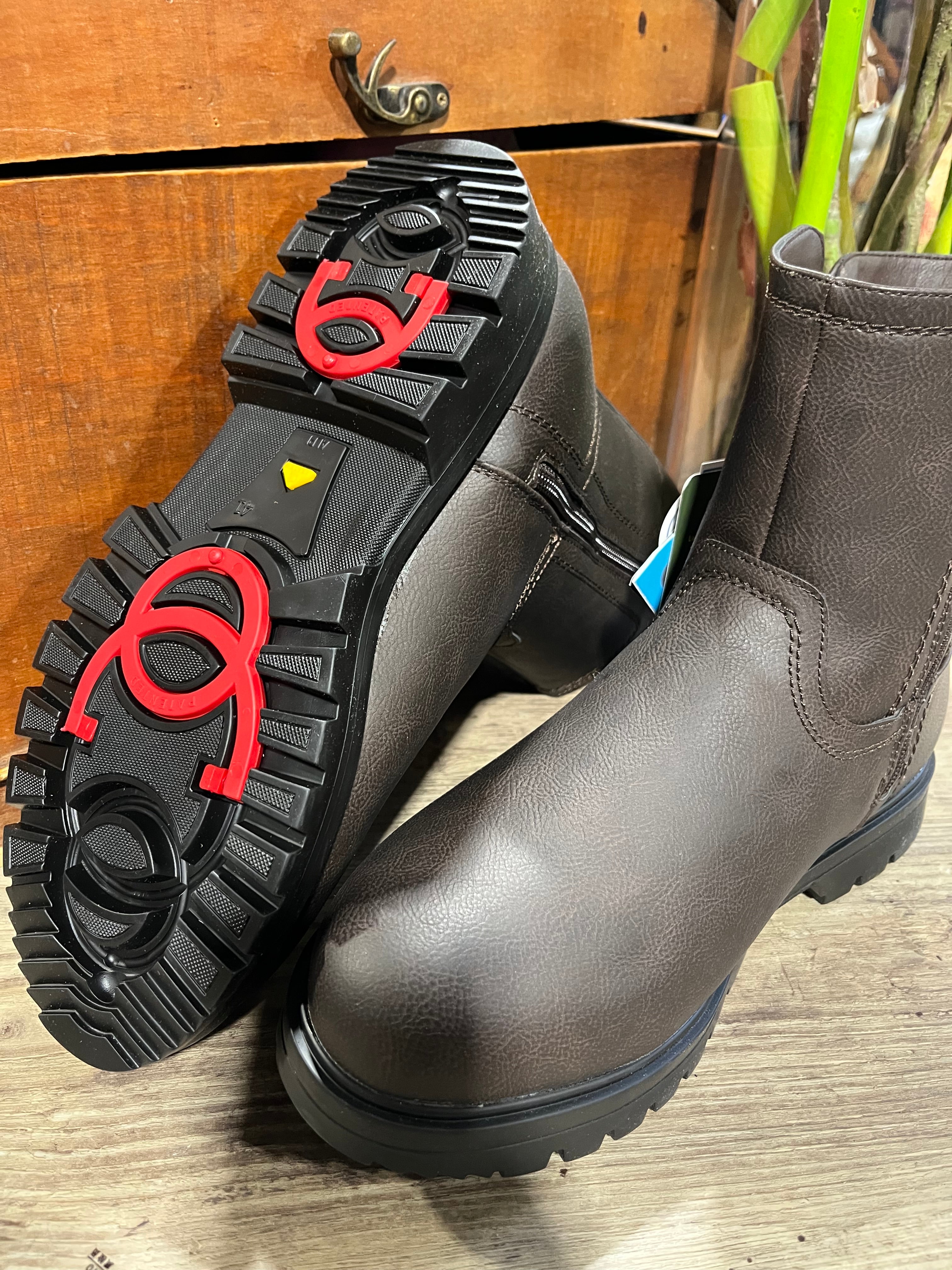 Bottes d'hiver pour hommes - Sportszone - La Braderie de Mode Québécoise en Ligne