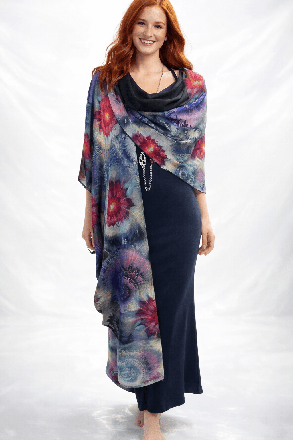 Cape Réversible Tendance Lilas / Noir Uni par Boutique Anne de Shalla - La Braderie de Mode Québécoise en Ligne