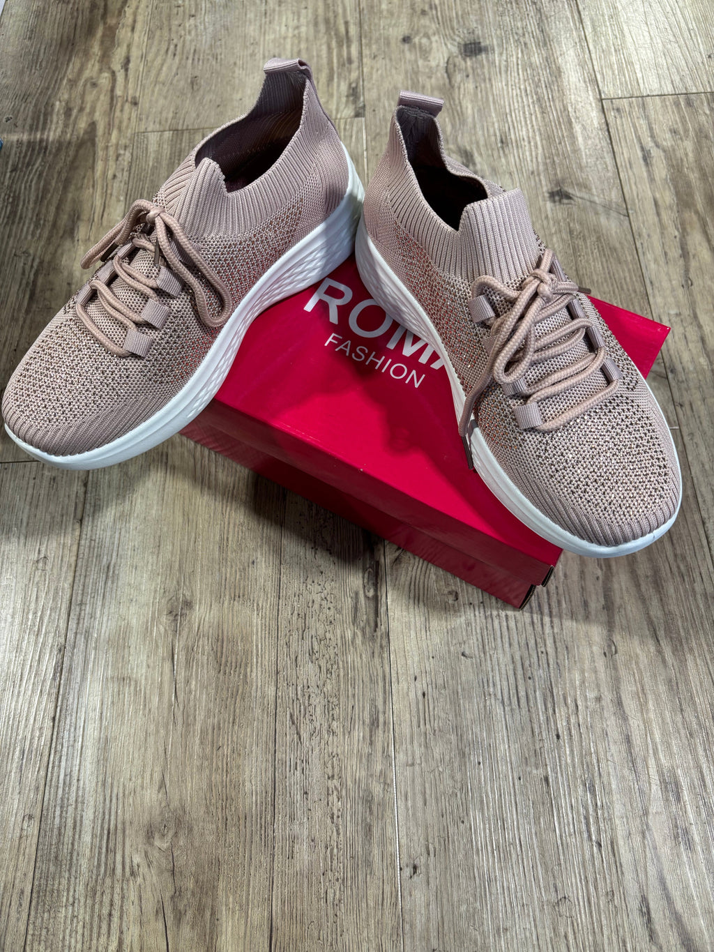 Chaussure pour femmes - Sportszone - La Braderie de Mode Québécoise en Ligne