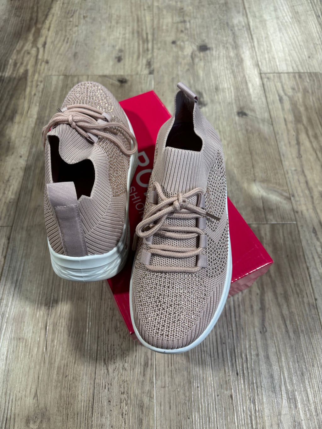 Chaussure pour femmes - Sportszone - La Braderie de Mode Québécoise en Ligne