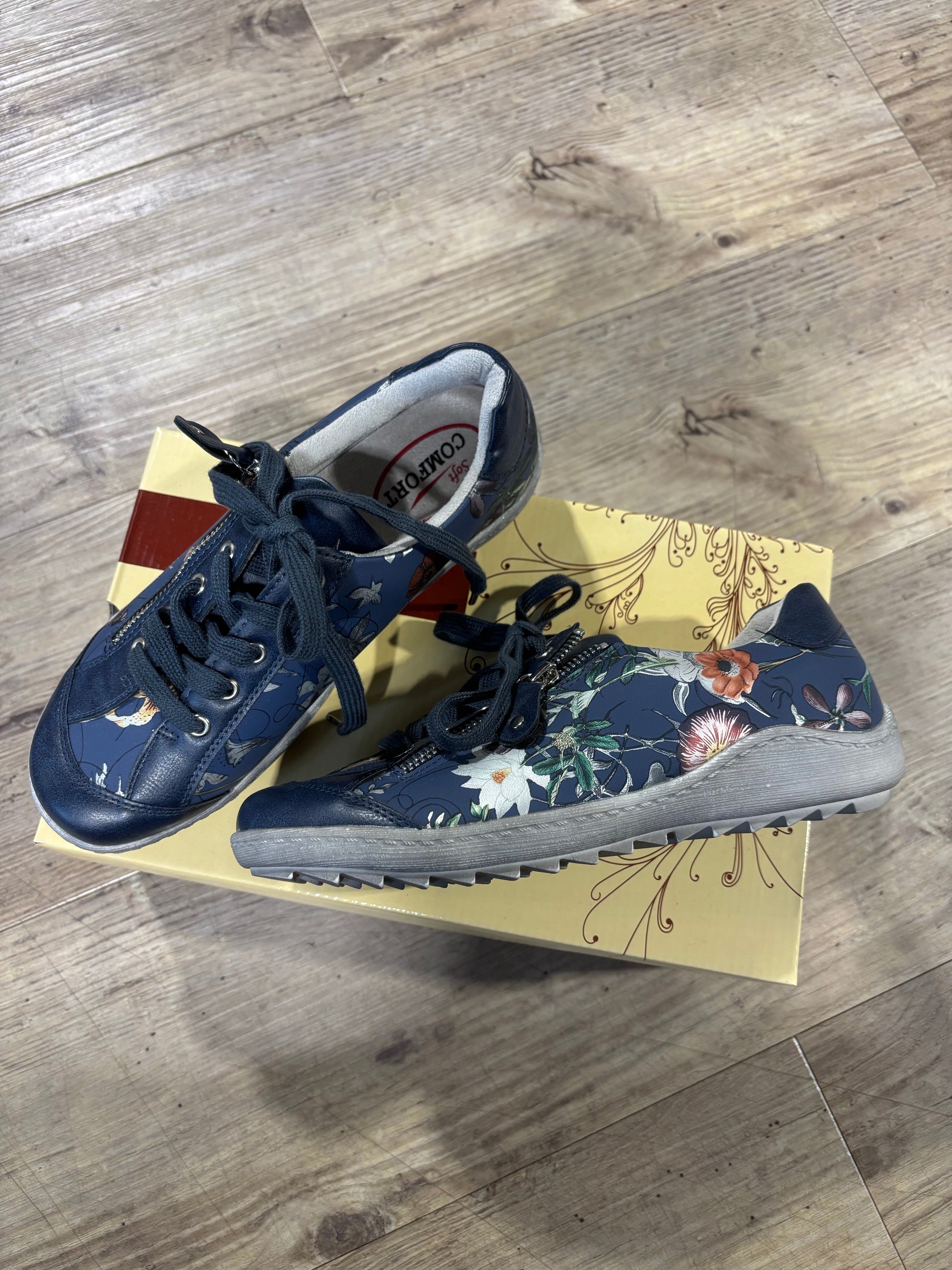 Chaussure pour femmes - Sportszone - La Braderie de Mode Québécoise en Ligne