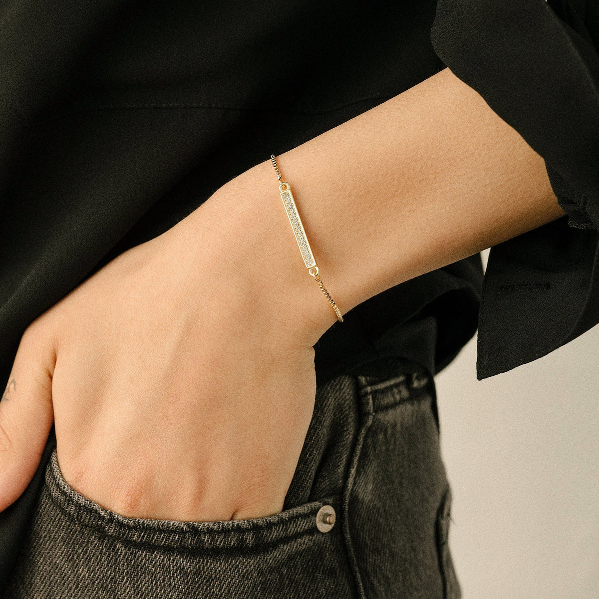 Swarovski Bar Bracelet – Adjustable, Rhodium or Gold Plated, Gift-Ready