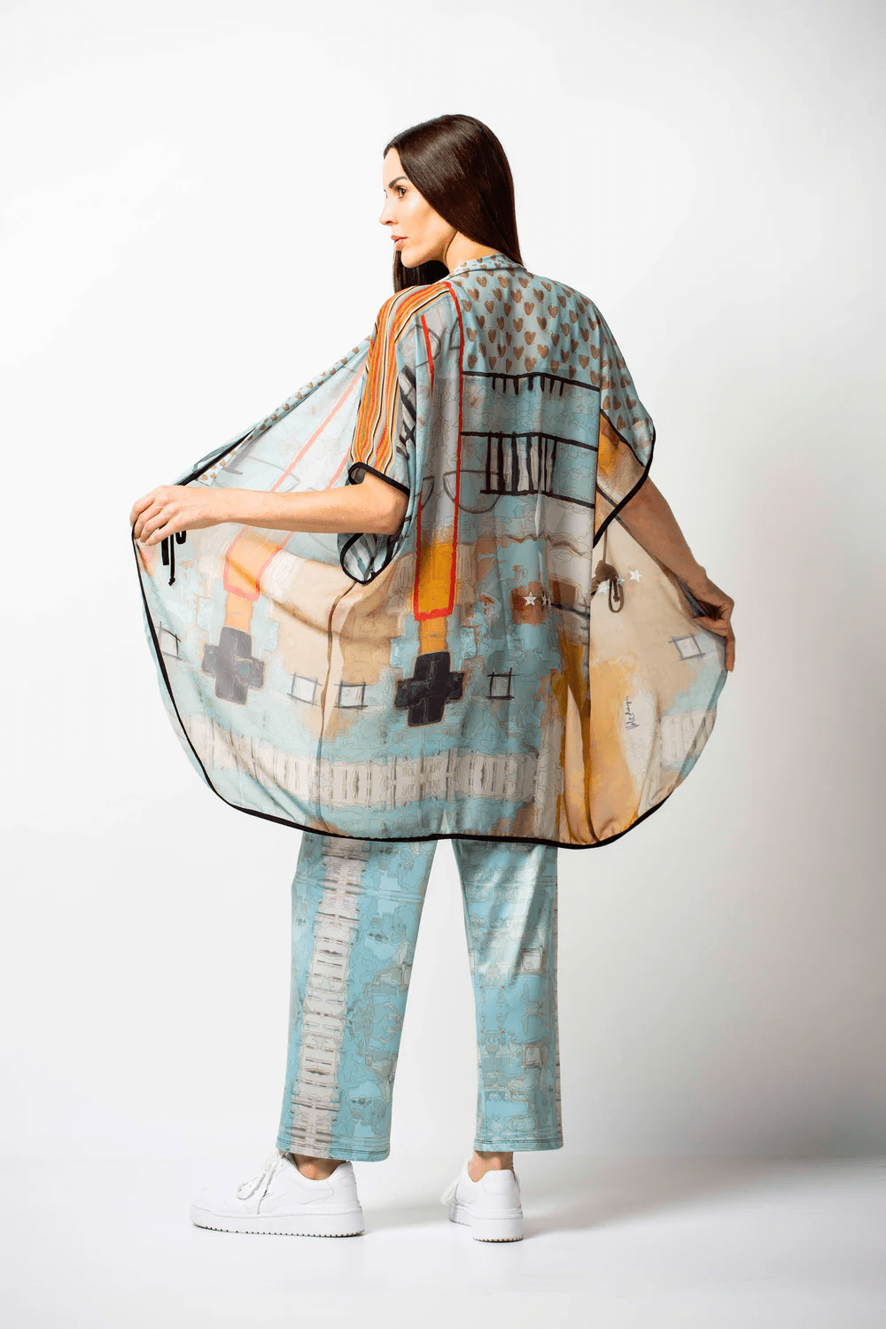 Kimono Court no.454 - Oro - La Braderie de Mode Québécoise en Ligne