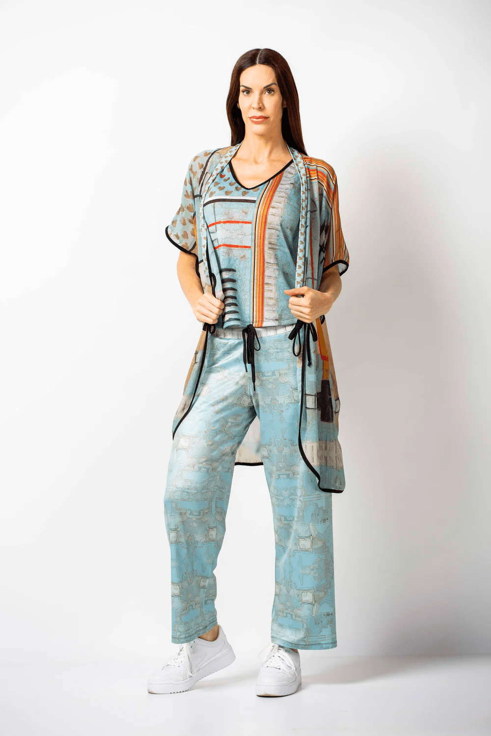 Kimono Court no.454 - Oro - La Braderie de Mode Québécoise en Ligne