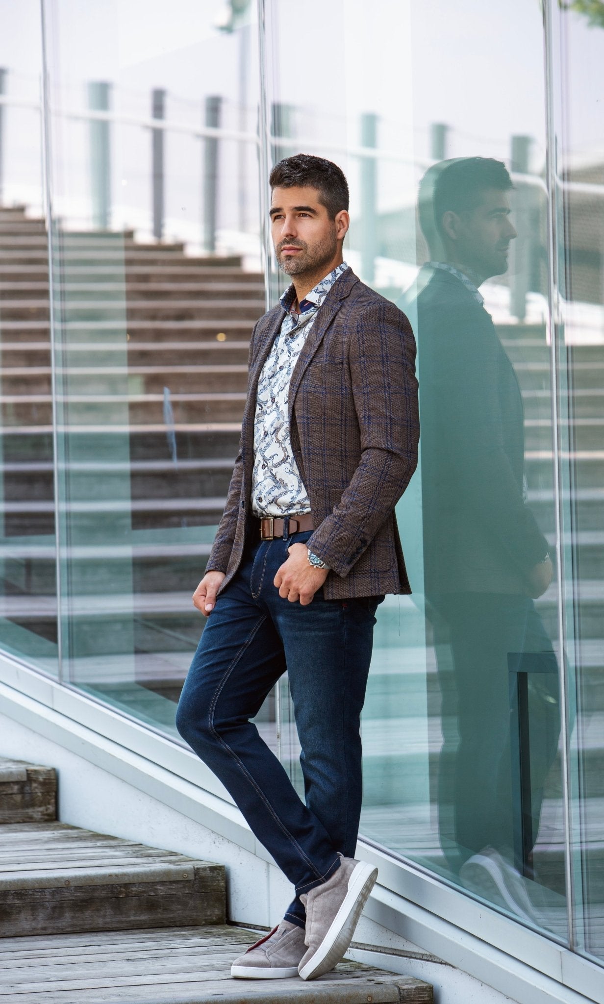 VESTON | BROSNAN, Tobacco