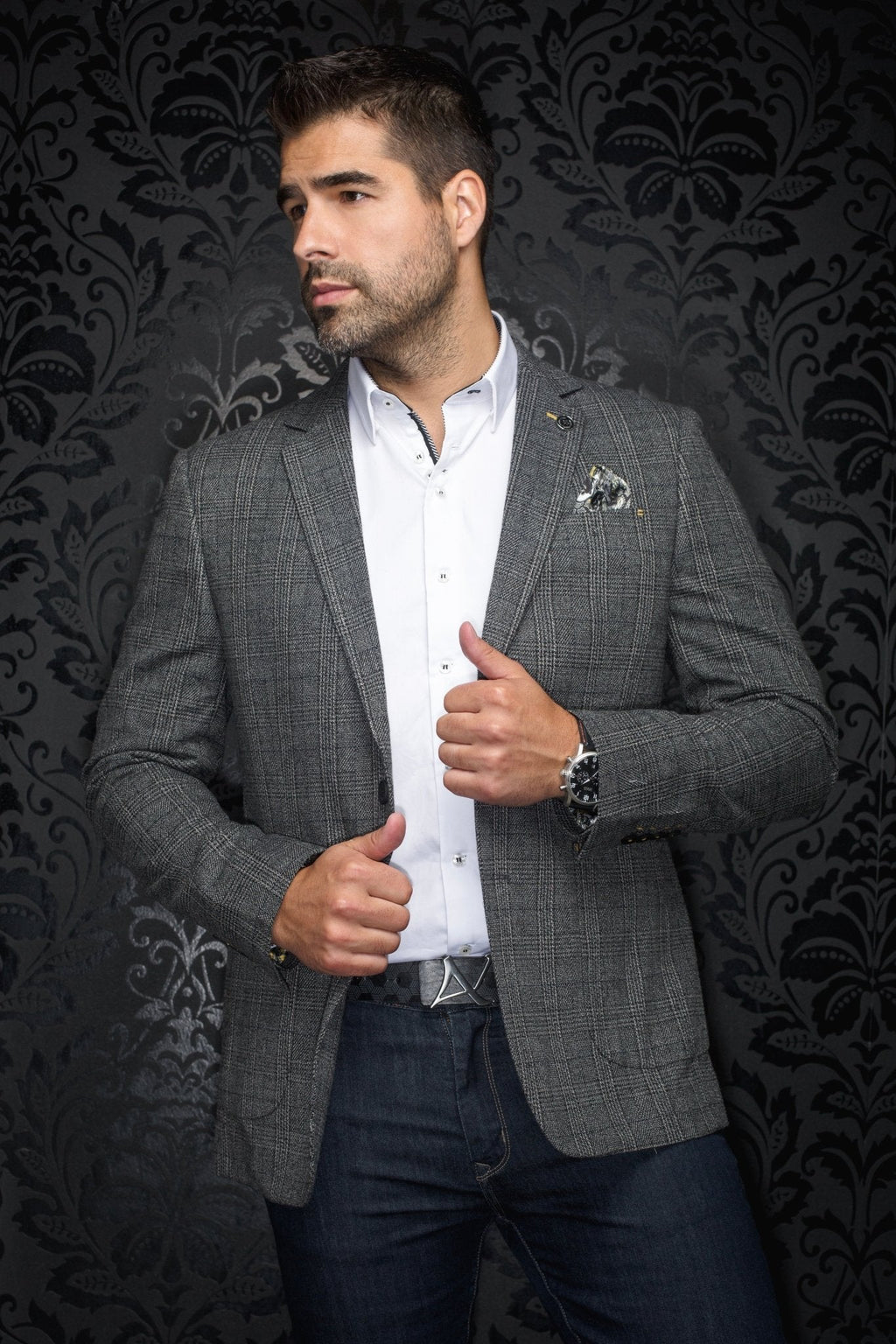 VESTON | CARELL, Black