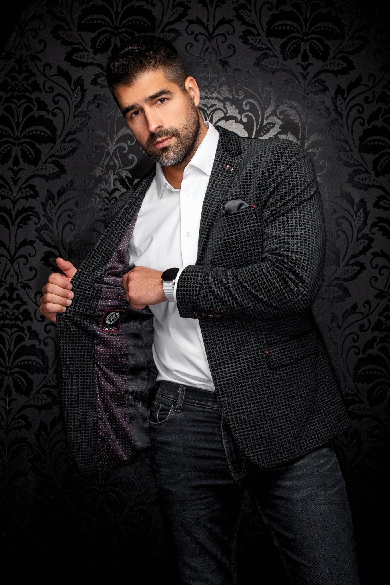 VESTON | HEMSWORTH, Black