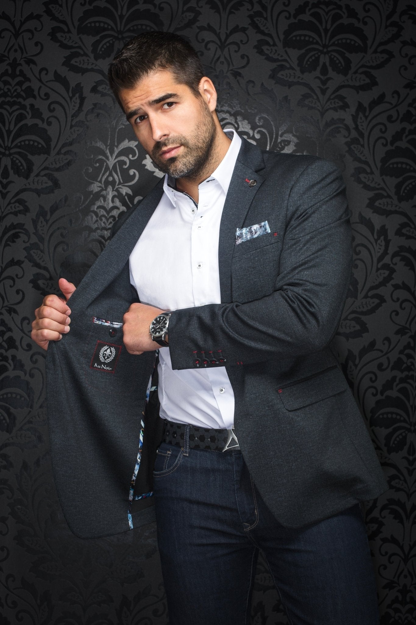 VESTON | REYNOLDS, Black