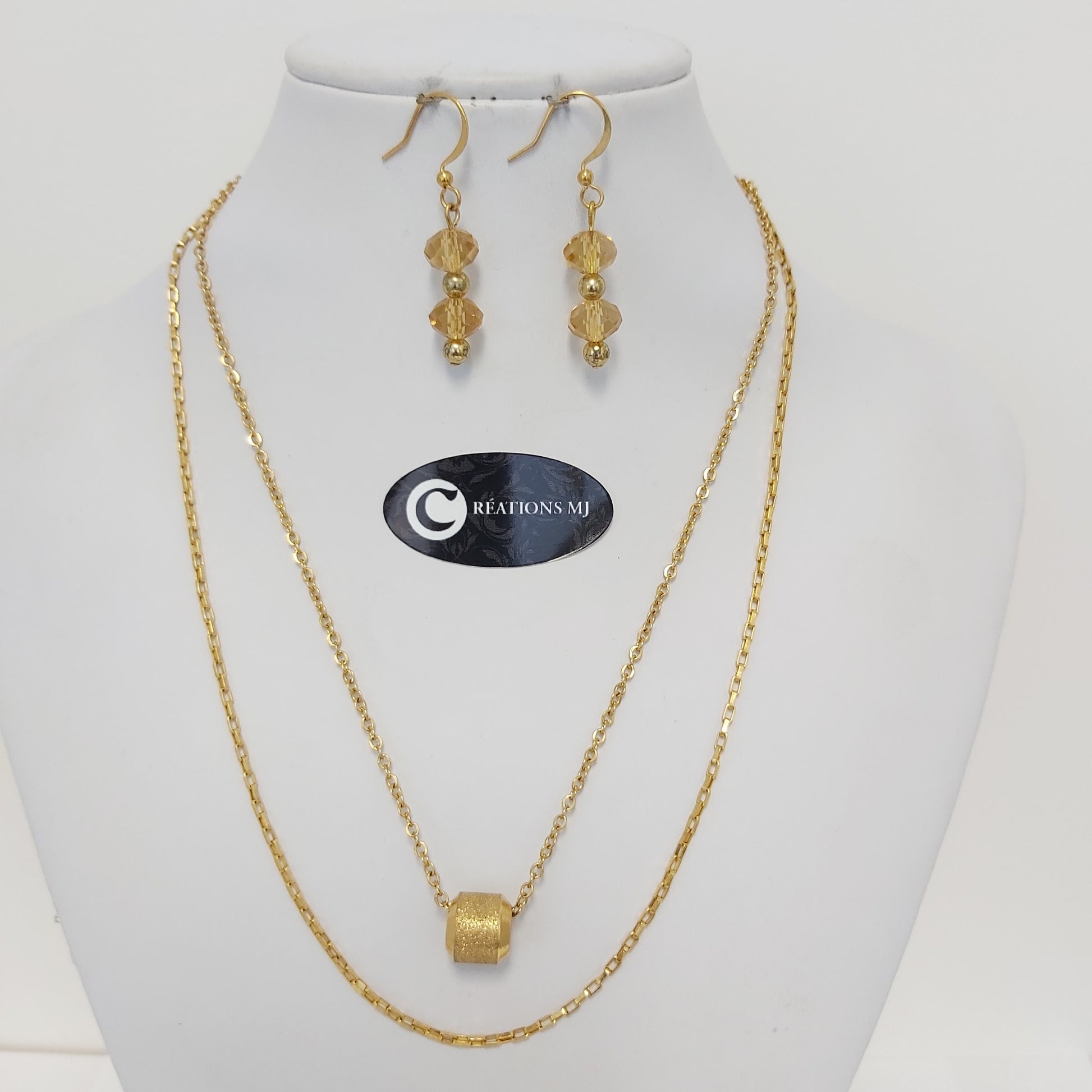 Collier/b-d'oreilles par Créations MJ