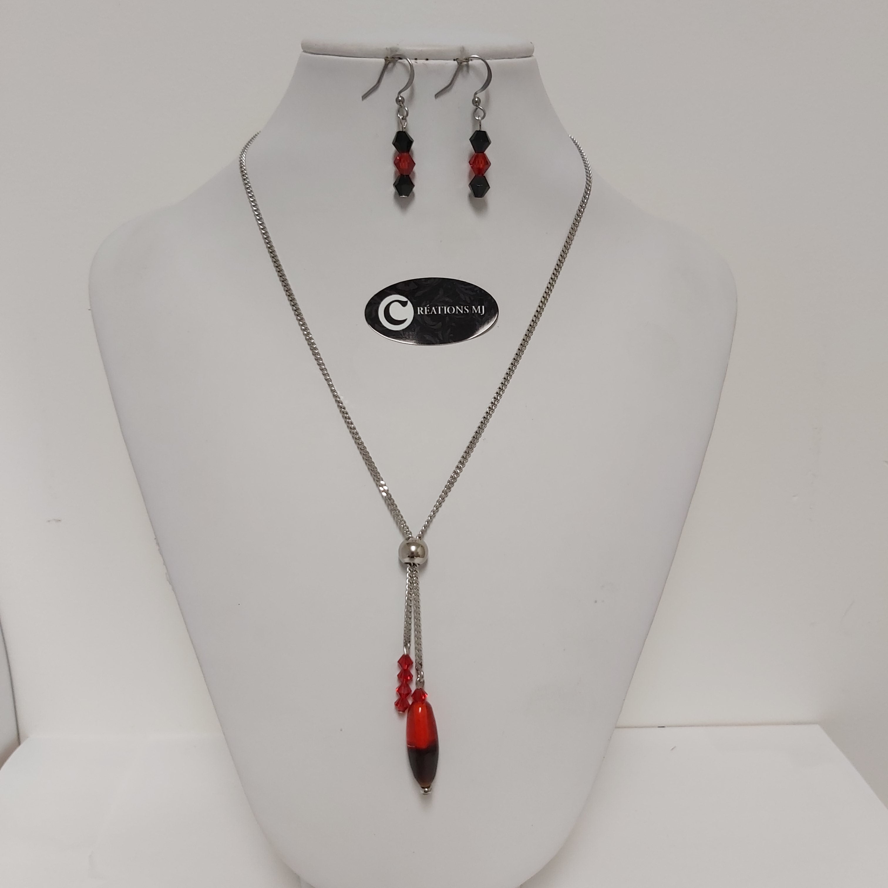 Collier/b-d'oreilles par Créations MJ