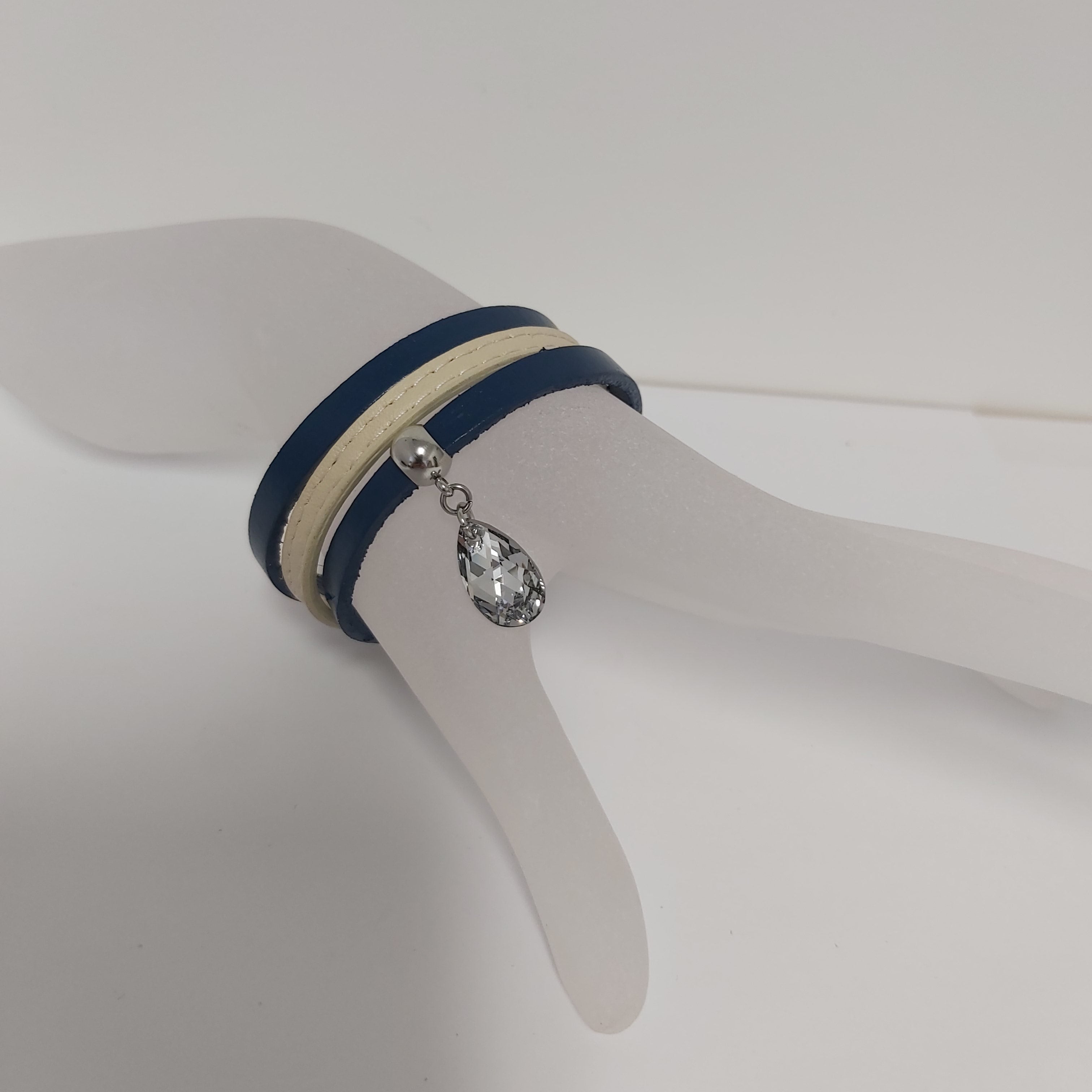 Bracelet par Créations MJ