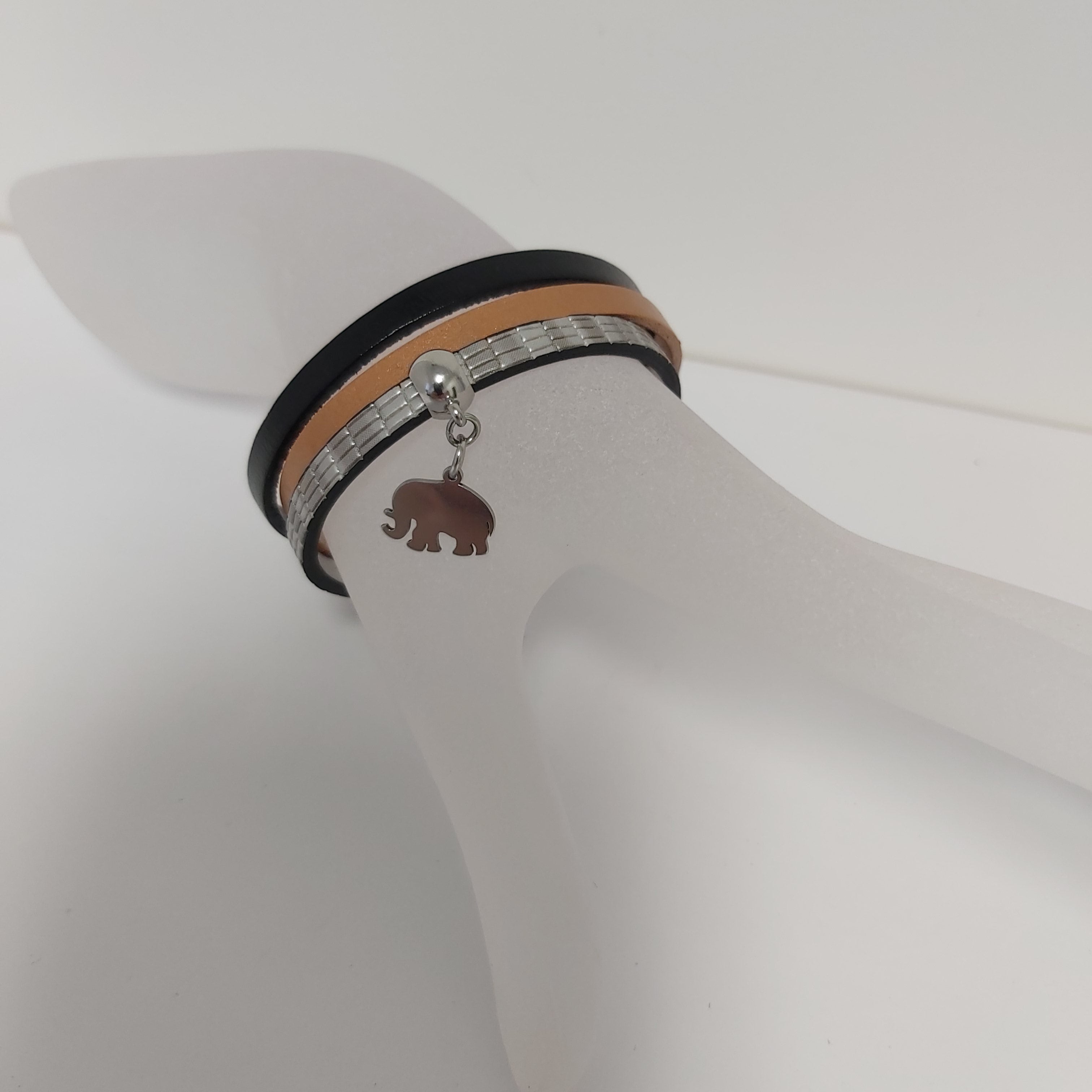 Bracelet par Créations MJ