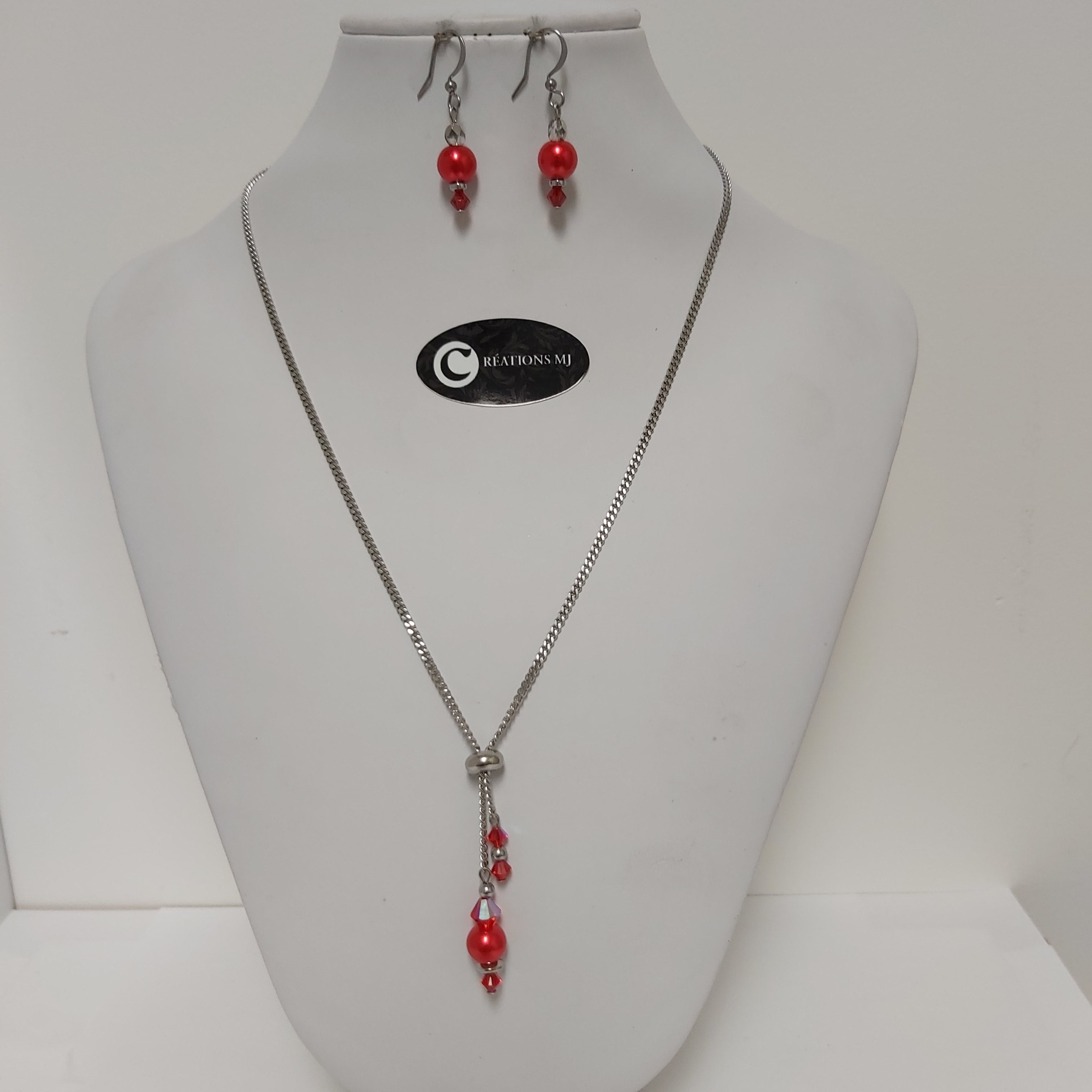 Collier/b-d'oreilles par Créations MJ