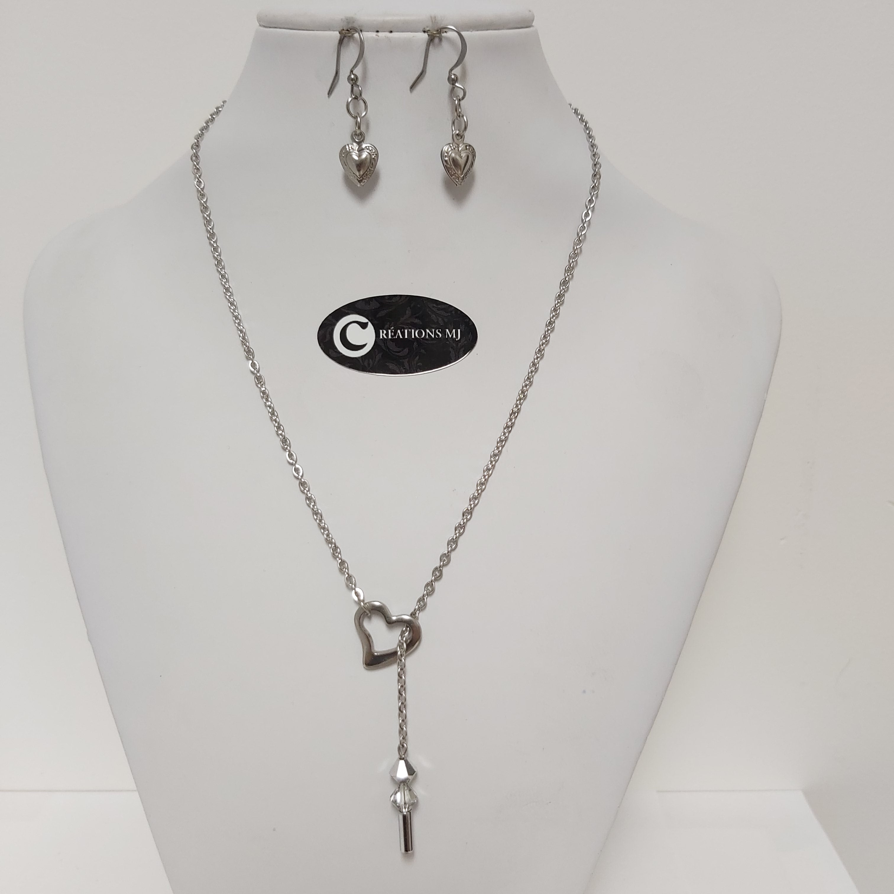 Collier/b-d'oreilles par Créations MJ