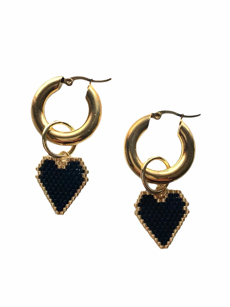 BOUCLES D'OREILLES COEUR NOIR MIYUKI