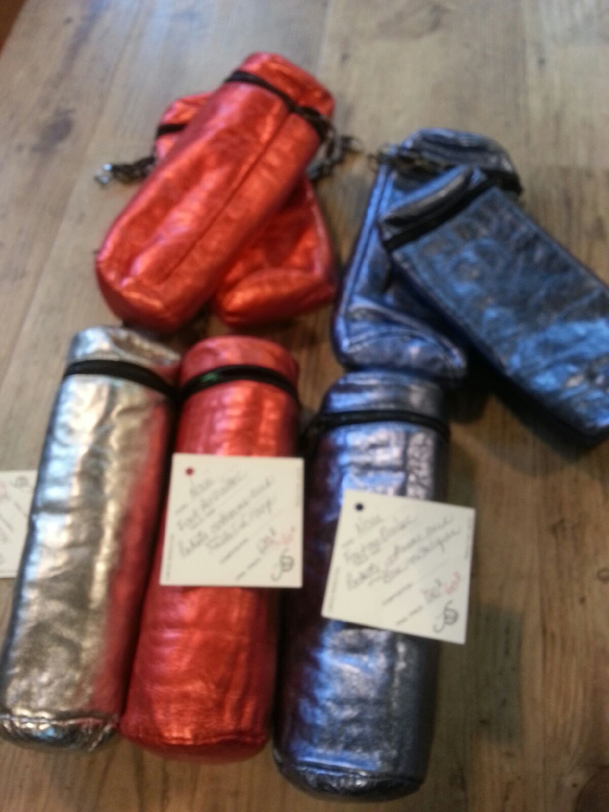 Pochette isotherme en cuir métalisé par Nouï