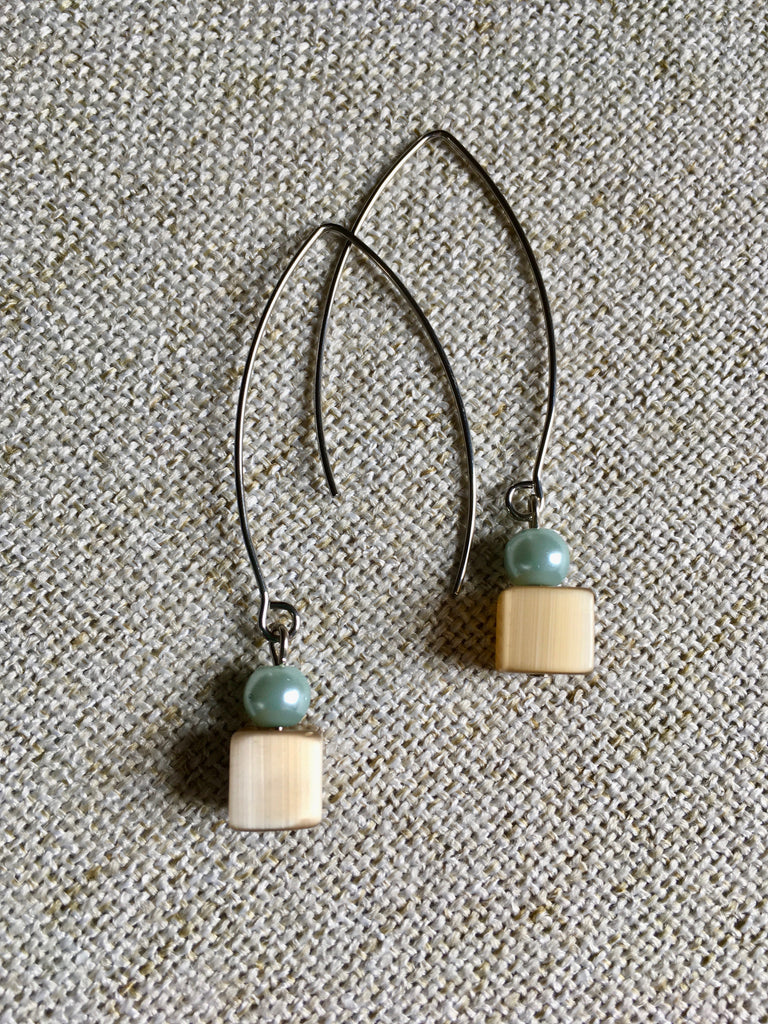 Boucles d'oreilles le cube champagne par lalouve