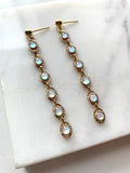 LONGUE STUD OPAL BOUCLES D'OREILLES par TERRA MODA DESIGNS