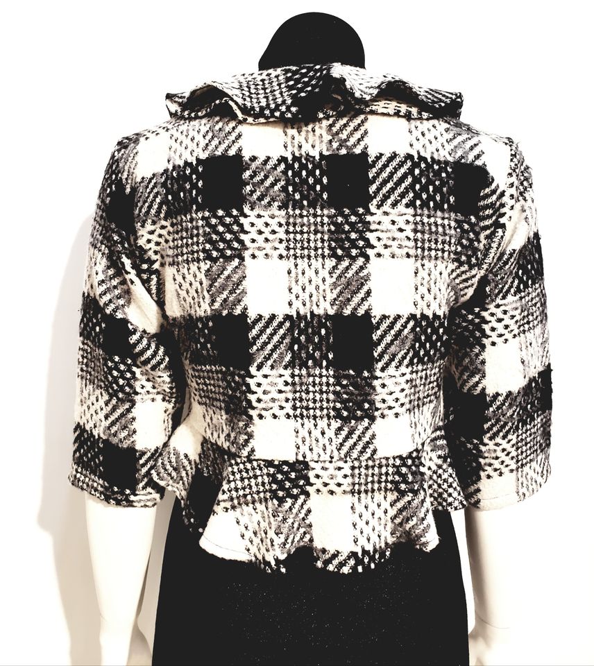 boléro laine carreaux noirs et ivoiresboléro 100% laine   - ENVERS par Yves Jean Lacasse