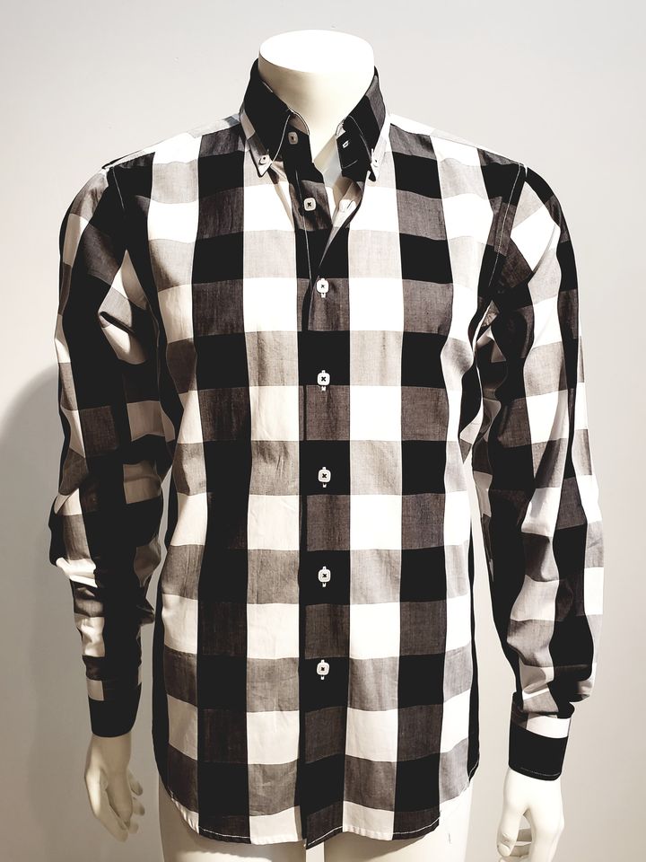 chemise carreaux noirs et blancs  - ENVERS par Yves Jean Lacasse