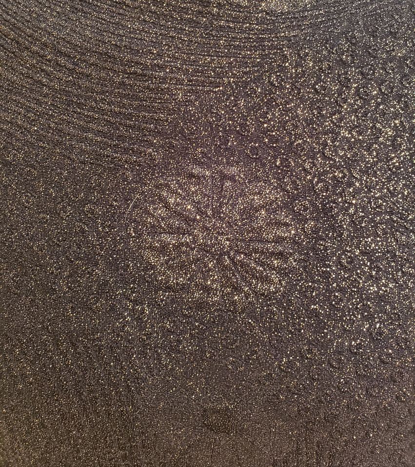 col roulé noir et gold  - ENVERS par Yves Jean Lacasse