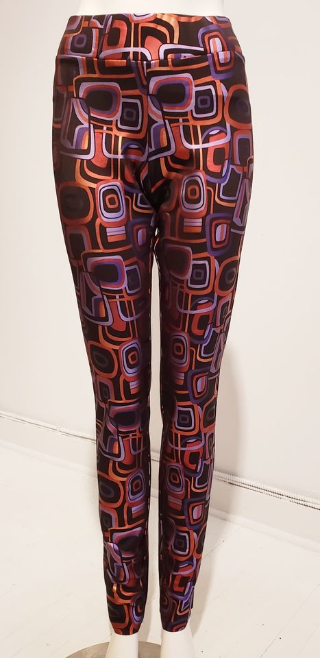 pantalon classique satin noir à motifs - ENVERS par Yves Jean Lacasse