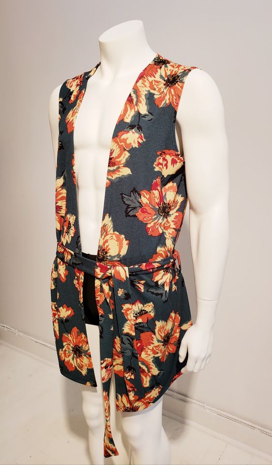 peignoir émeraude et fleurs oranges  - ENVERS par Yves Jean Lacasse