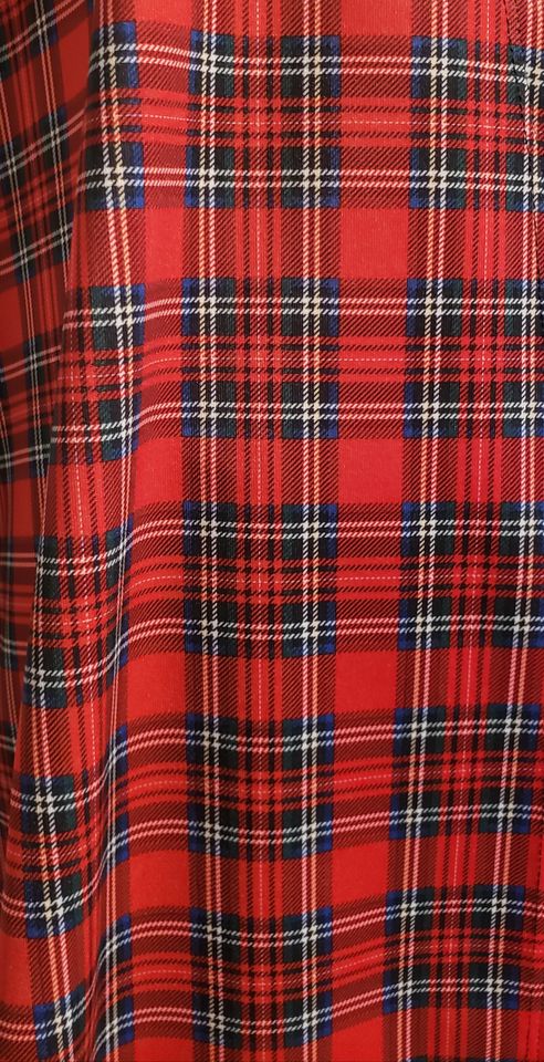 peignoir tartan royal stuart  - ENVERS par Yves Jean Lacasse